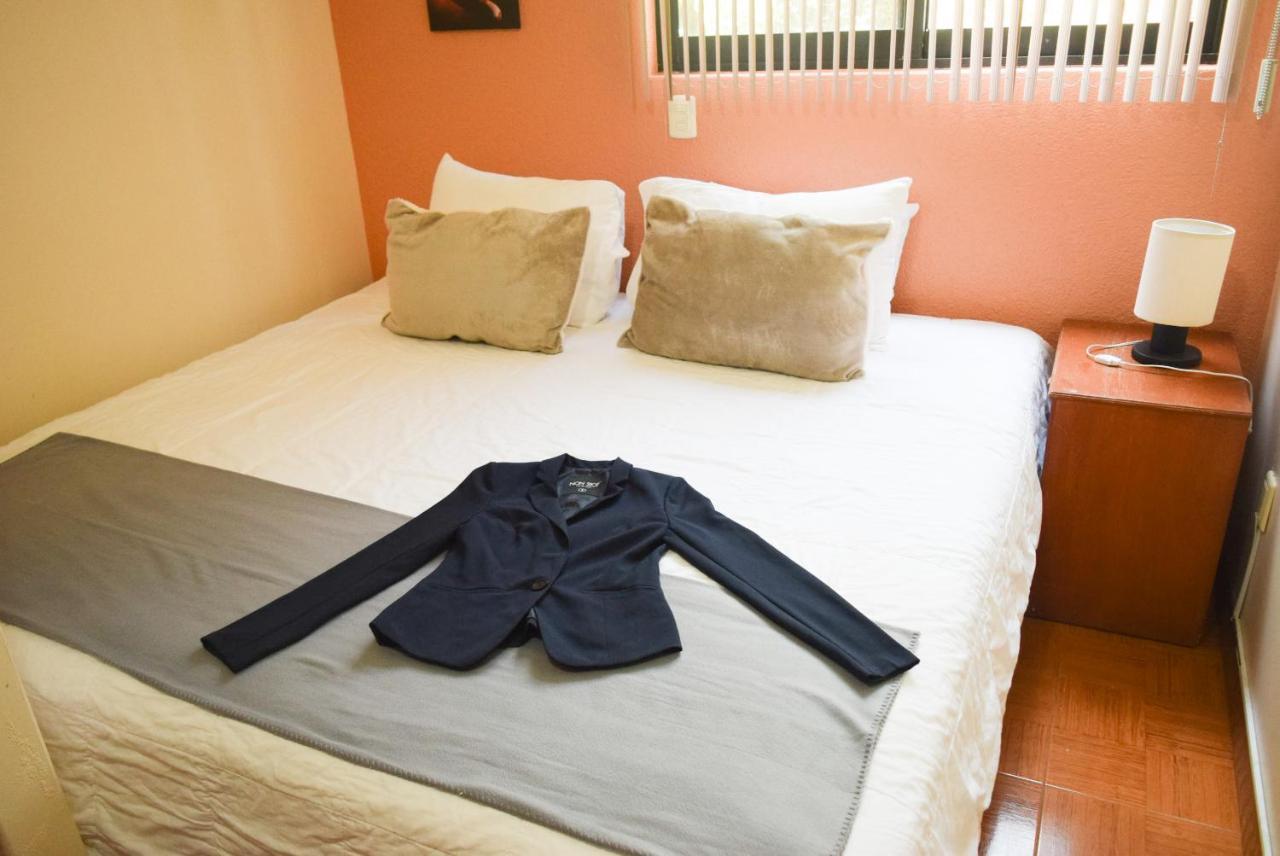 Hotel Express Quinta Soledad Mexico City Ngoại thất bức ảnh