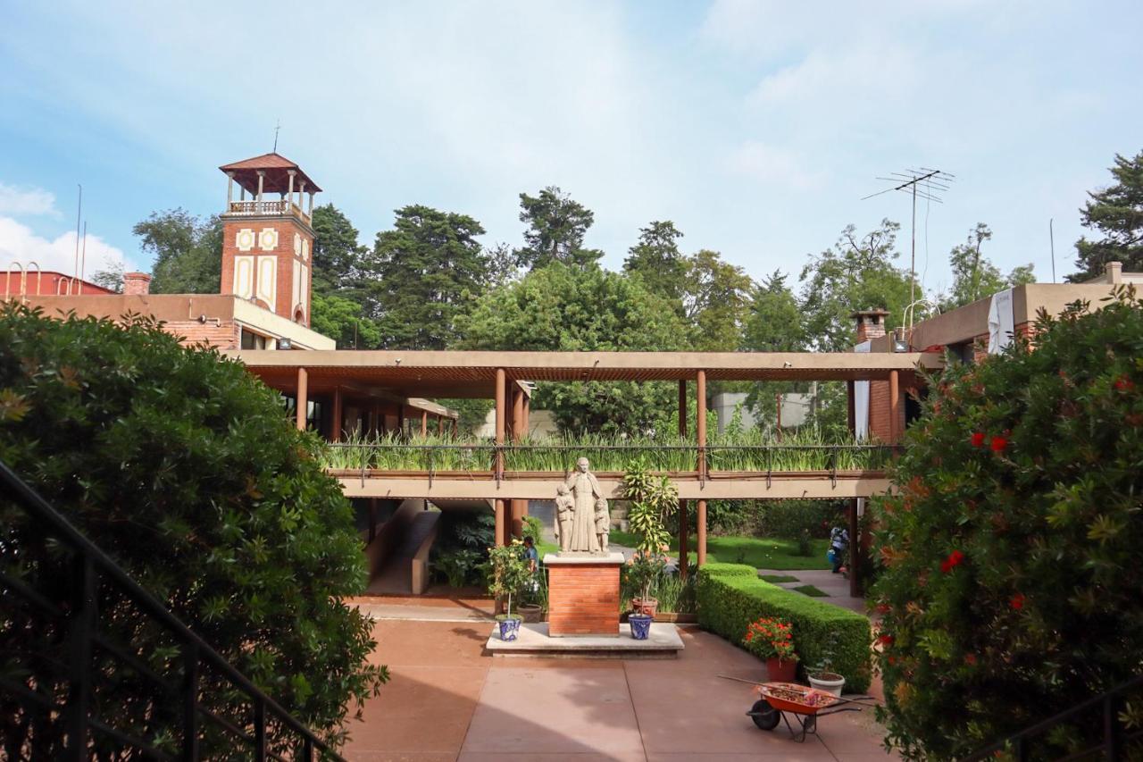 Hotel Express Quinta Soledad Mexico City Ngoại thất bức ảnh